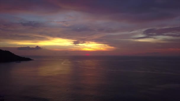 Phuket Île Coucher Soleil Ciel Plage Aérienne Panorama Thailand — Video