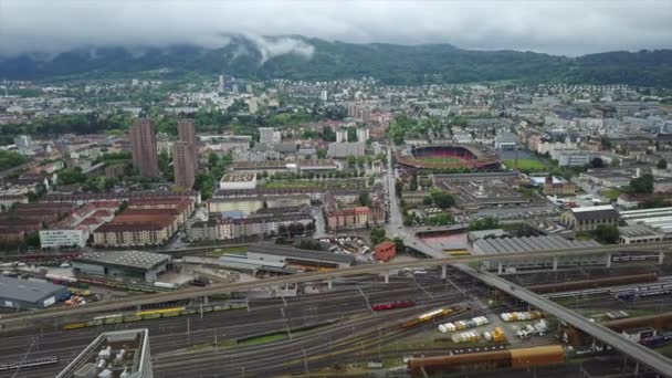Сонячний День Міський Пейзаж Річки Центрального Залізничного Вокзалу Цюриха Повітряних — стокове відео