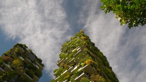 Mailand Italien Mai 2018 Stadt Sonniger Tag Berühmte Moderne Blockhäuser — Stockvideo