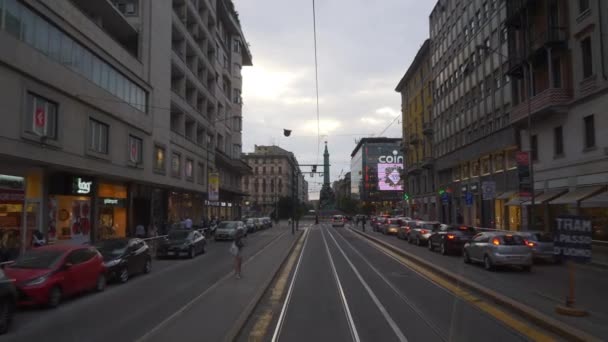 Mailand Italien Mai 2018 Tagsüber Mailand Stadtverkehr Straße Zeitlupe Panorama — Stockvideo