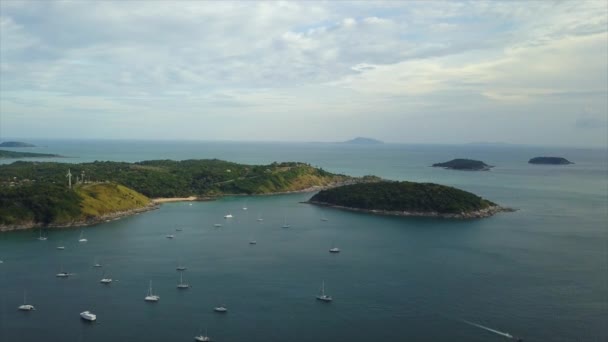 Phuket Tailândia Janeiro 2018 Ilha Dia Ensolarado Famoso Doca Praia — Vídeo de Stock