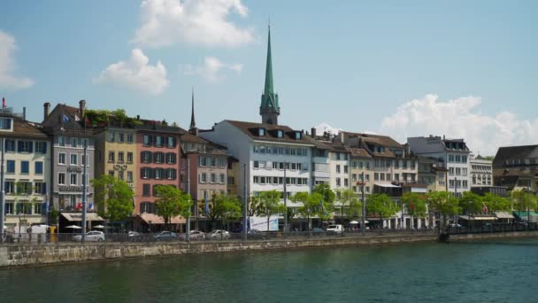 Dagtid Zürich Stadens Berömda Riverside Trafik Bay Slowmotion Panorama Schweiz — Stockvideo