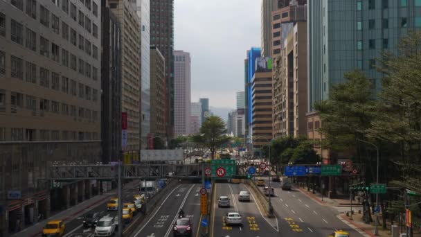 Taipei Taiwan Januari 2018 Solig Dag Taipei City Trafik Gatan — Stockvideo