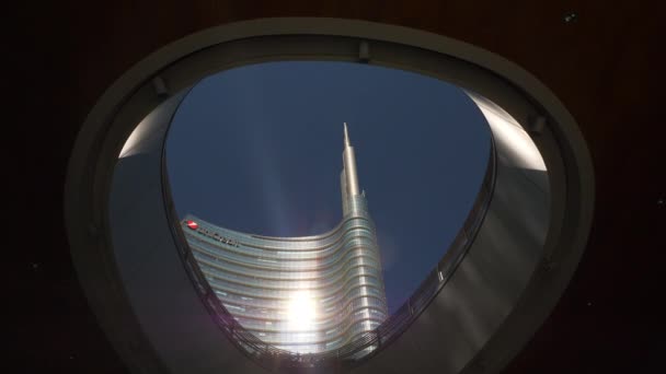 밀라노 이탈리아 2018 화창한 유명한 건물보기 2018 밀라노 이탈리아 — 비디오