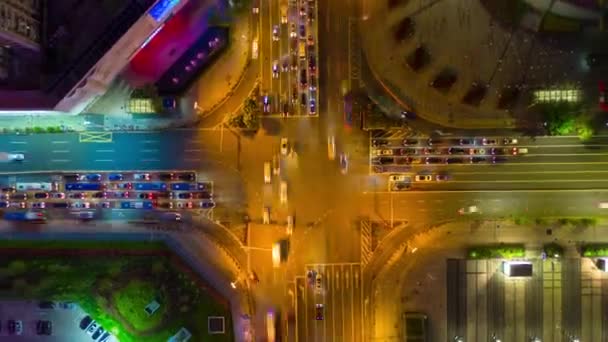 Iluminación Nocturna Shenzhen Tráfico Céntrico Calle Cruce Vista Superior Timelapse — Vídeos de Stock