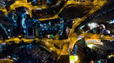 Gece aydınlatma Bay trafik yol kavşağı hava Timelapse 4k Hong Kong