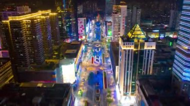 Gece saat aydınlatma shenzhen şehir merkezinde trafik sokak Kavşak üstten görünüm 4k timelapse Çin