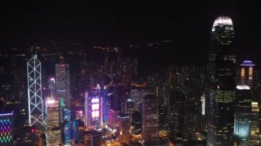 Gece ışıklı Cityscape Downtown hava Panorama 4k Hong Kong