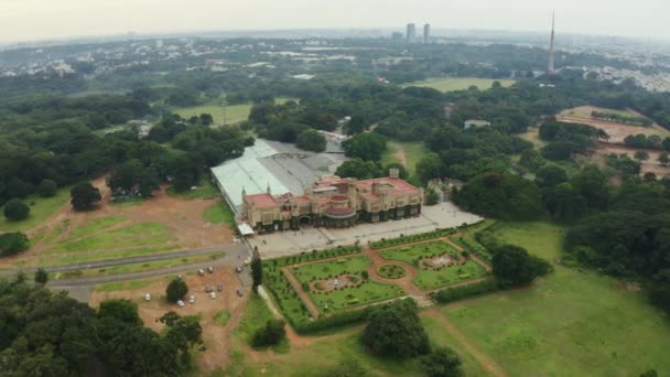 Día Tiempo Bangalore Ciudad Famoso Palacio Frente Parque Aéreo Panorama — Vídeos de Stock