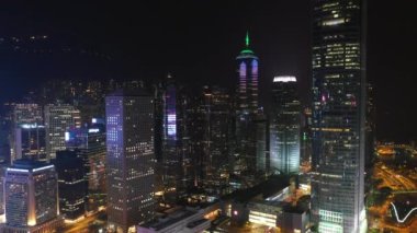 Gece ışıklı Cityscape Downtown hava Panorama 4k Hong Kong