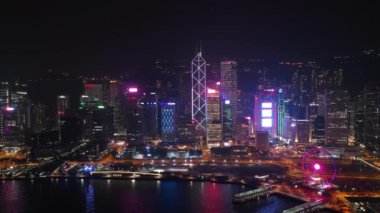Gece ışıklı Cityscape Downtown hava Panorama 4k Hong Kong