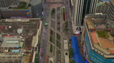 Gün saat aydınlatma shenzhen şehir merkezinde trafik sokak Kavşak üstten görünüm 4k Çin