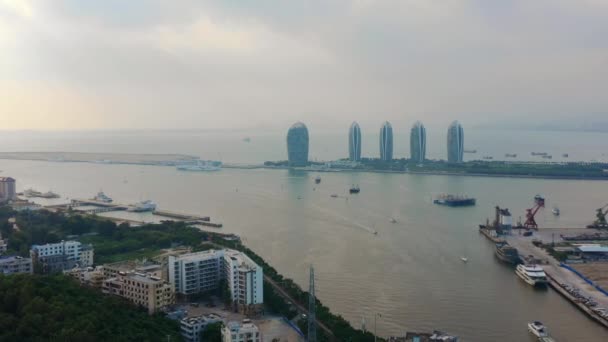 Coucher Soleil Célèbre Baie Sanya Paysage Urbain Panorama Aérien Chine — Video