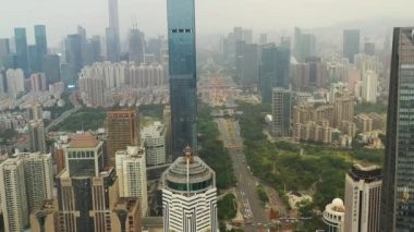 Gün saat aydınlatma shenzhen şehir merkezinde trafik sokak Kavşak üstten görünüm 4k Çin