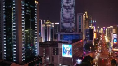 Gece saat aydınlatma shenzhen şehir merkezinde trafik sokak Kavşak üstten görünüm 4k Çin