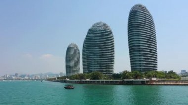 Sanya, Hainan - 30 Eylül 2018: Sanya ünlü Adası binalar hava panorama 4k 30 Eylül 2018 yaklaşık sanya, hainan, Çin. 