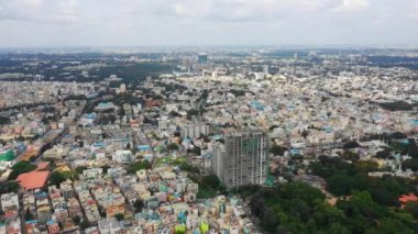 Bangalore, Hindistan - 15 Eylül 2018: güneşli gün bangalore cityscape downtown hava panorama 4k 15 Eylül 2018 yaklaşık bangalore, Hindistan.