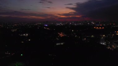gece aydınlatma bangalore şehir yüksek hava panorama 4k Hindistan