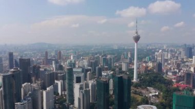 güneşli bir gün kuala lumpur şehir şehir anteni panorama 4k Malezya