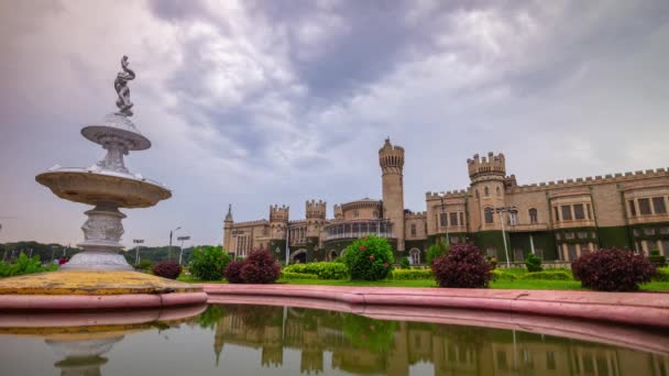 Ηλιόλουστη Μέρα Διάσημη Κήπος Παλατιών Bangalore Κρήνη Ινδία Timelapse Πανόραμα — Αρχείο Βίντεο