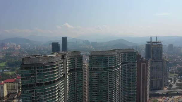 Sonniger Tag Kuala Lumpur Stadtzentrum Berühmten Wohnkomplex Luftbild Malaysia — Stockvideo