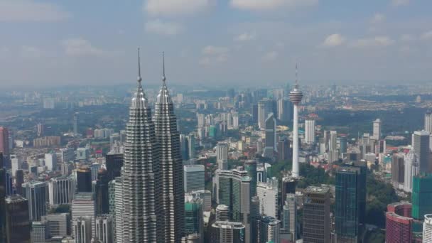 Sonniger Tag Kuala Lumpur Stadt Innenstadt Berühmte Türme Spitzen Antennenpanorama — Stockvideo