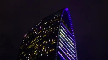 Shenzhen, Çin - 3 Ekim 2018: gece aydınlatma shenzhen şehir ünlü kule görünümü panorama 4k timelapse yaklaşık 3 Ekim 2018 shenzhen, çin.