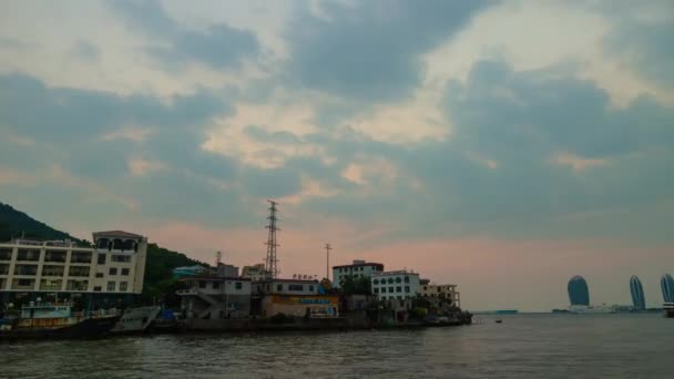 Solnedgången Kvällen Hainan Sanya Trafik Riverside Bay Panorama Timelapse Kina — Stockvideo