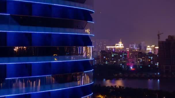 Noche Iluminada Sanya Bahía Complejo Hotelero Azotea Ribera Panorama Timelapse — Vídeo de stock