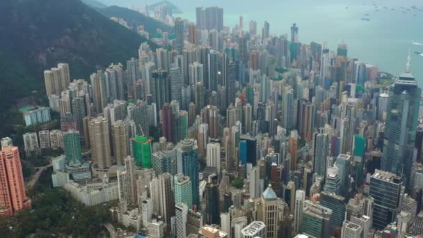 Zonnige Dag Vlucht Hong Kong Stadsgezicht Centrum Wonen Blok Luchtfoto — Stockvideo