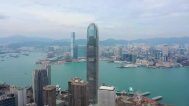 hong kong şehir victoria harbour hava panorama 4 k bulutlu gün saat uçuş
