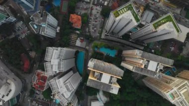 Kuala Lumpur, Malezya - 25 Eylül 2018: güneşli gün kuala lumpur şehir merkezi havacılık panorama 4k dolaylarında 25 Eylül 2018 Kuala lumpur, malezya, Malezya.