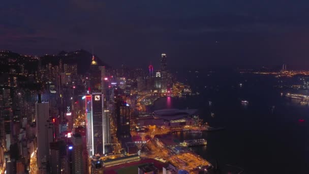 Noční Osvětlená Hong Kong Panoráma Města Victoria Harbour Letecké Panorama — Stock video