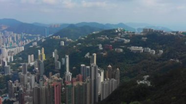 gün zaman hong kong şehir dağ bölümü hava panorama 4k