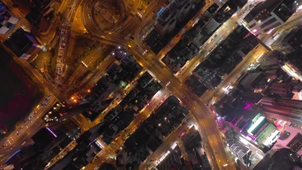 Noční Osvětlená Hong Kong Panoráma Města Dopravní Ulice Letecká Topdown — Stock video