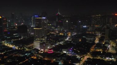 Kuala Lumpur, Malezya - 25 Eylül 2018: gece vakti kuala lumpur şehir merkezi havacılık panorama 4k circa 25 Eylül 2018 kuala lumpur, malaysia.r, malezya.