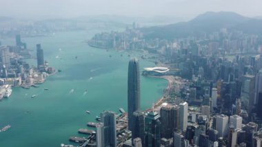 hong kong cityscape downtown victoria Limanı Rating hava panorama 4 k gün saat uçuş