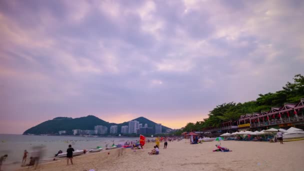 Διάσημη Dadonghai Sunset Sanya Γεμάτο Παραλία Πανόραμα Timelapse Hainan Νησί — Αρχείο Βίντεο