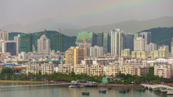 阳光明媚的日子海南岛三亚湾船舶停放空中全景4K 时代中国 — 图库视频影像