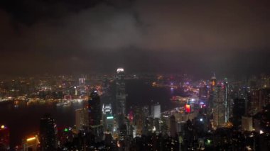gece ışıklı zaman hong kong cityscape downtown victoria harbour hava panorama 4k