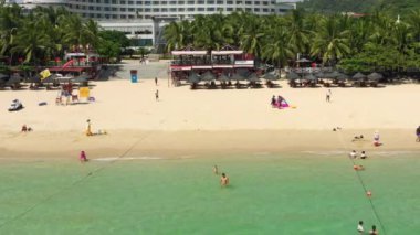 Sanya, Çin-Eylül 30 2018: Hainan Island havadan Panorama 4k yaklaşık Eylül 30 2018 Sanya Hainan Çin.