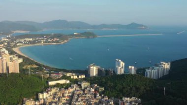 Sanya, Çin-Eylül 30 2018: Hainan Island havadan Panorama 4k yaklaşık Eylül 30 2018 Sanya Hainan Çin.