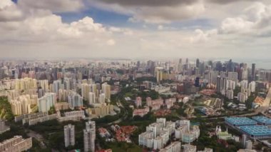 Singapur üzerinden gündüz uçuşu havadan panorama 4K zaman aşımı