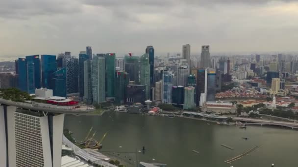 Vuelo Del Día Sobre Ciudad Singapur Panorama Aéreo Timelapse — Vídeo de stock