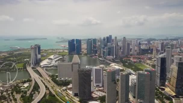 Vuelo Del Día Sobre Ciudad Singapur Panorama Aéreo Timelapse — Vídeos de Stock