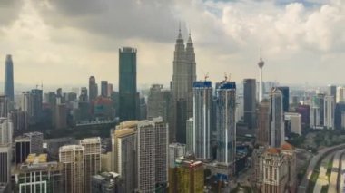 Kuala Lumpur, Malezya - 25 Eylül 2018: gündüz kuala lumpur downtown aerial panorama 4k timelapse yaklaşık 25 Eylül 2018 kuala lumpur, malezya.