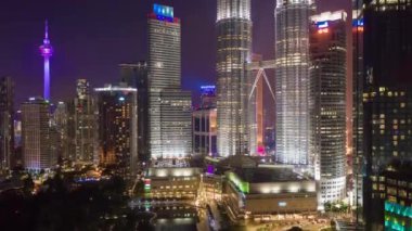 Kuala Lumpur, Malezya - 25 Eylül 2018:gece kuala lumpur downtown aerial panorama 4k timelapce circa 25 Eylül 2018 kuala lumpur, malezya., malezya.