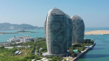 Sanya, Hainan - 30 Eylül 2018: Sanya ünlü Adası binalar hava panorama 4k 30 Eylül 2018 yaklaşık sanya, hainan, Çin. 