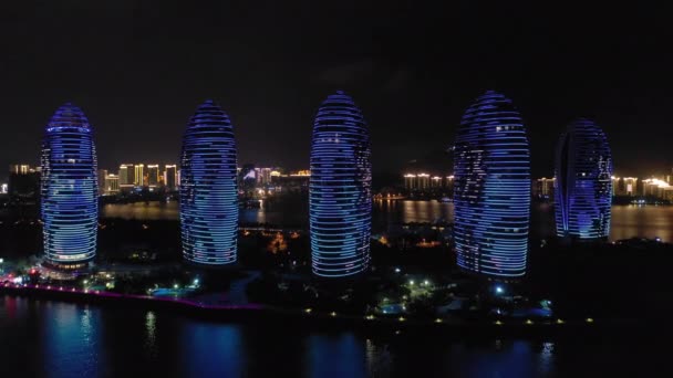 Sanya China Outubro 2018 Noite Iluminada Sanya Famoso Hotel Complexo — Vídeo de Stock