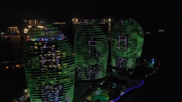 Sanya China Outubro 2018 Noite Iluminada Sanya Famoso Hotel Complexo — Vídeo de Stock